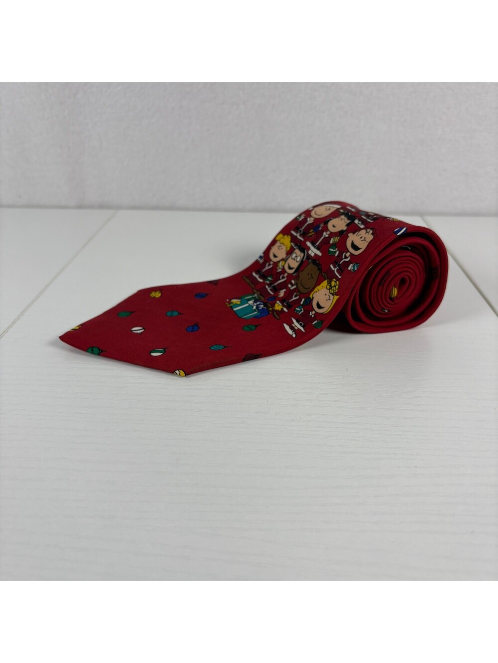 Vintage Peanuts Christmas Silk Tie Men's Red Snoopy Charlie Brown Carolers